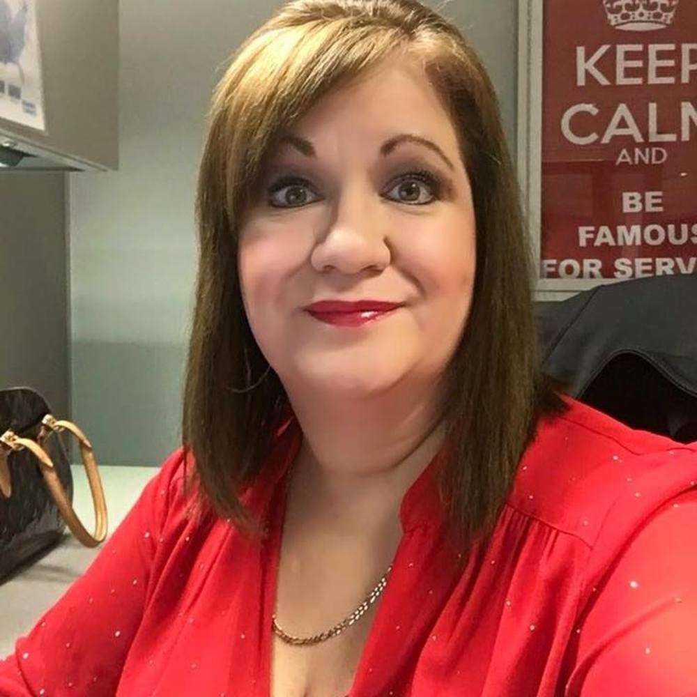 Meet your Posher, Julie