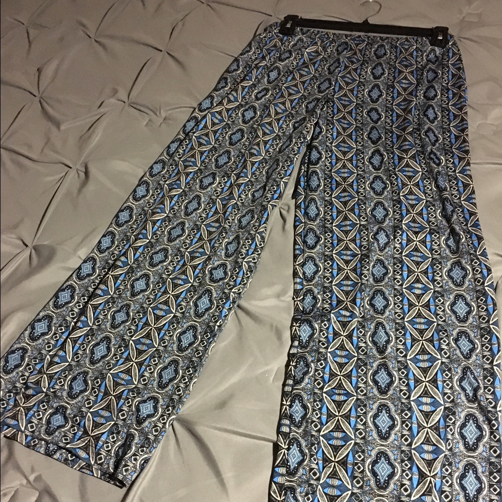 New Directions pants. Excellent condition.