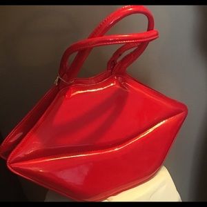 Meet your Posher, Beverly