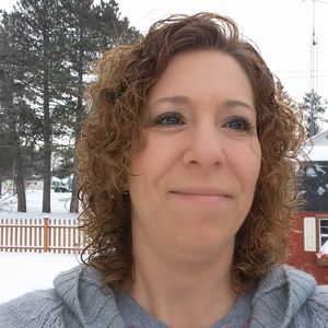 Meet your Posher, Holly