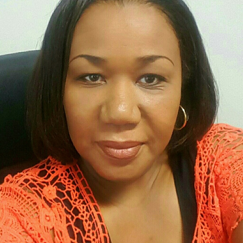 Meet your Posher, Renay
