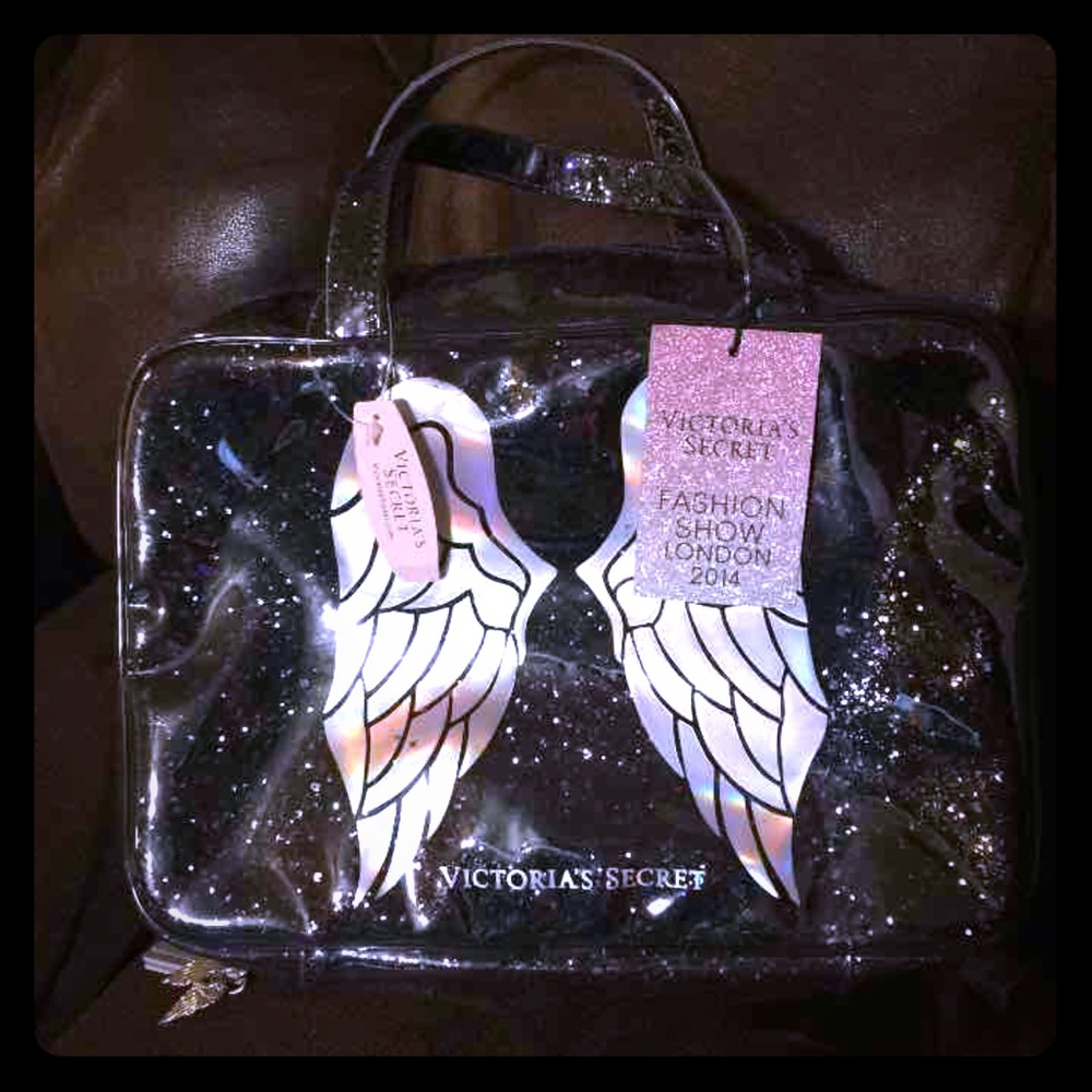 Victoria Secret 2014 fashion show makeup bag