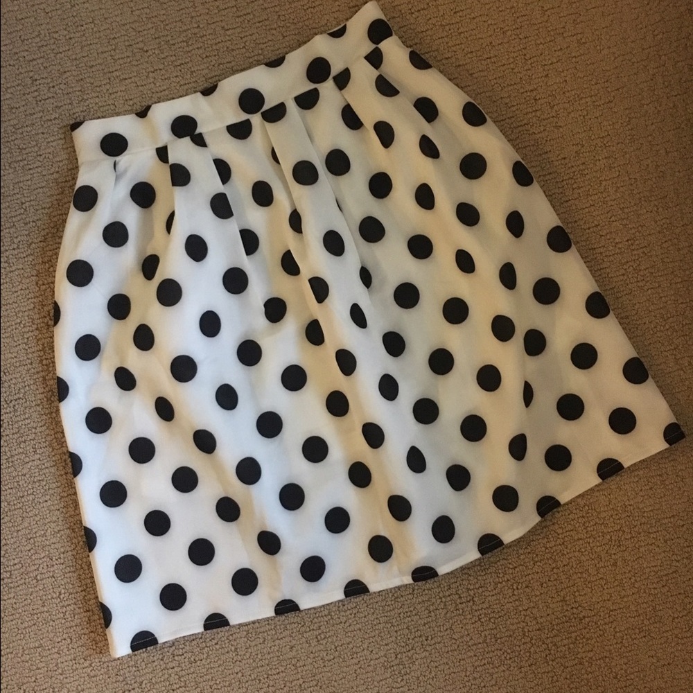 Black and white Polka dot skirt.