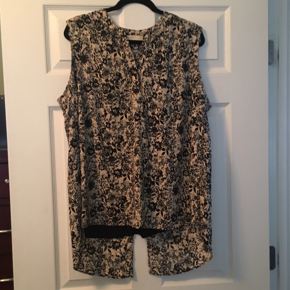 Gorgeous Black and Buff High-Lo Sleeveless Tunic