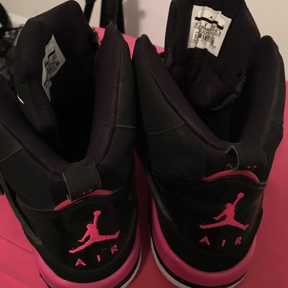 Jordan Flights - Picture 3 of 4