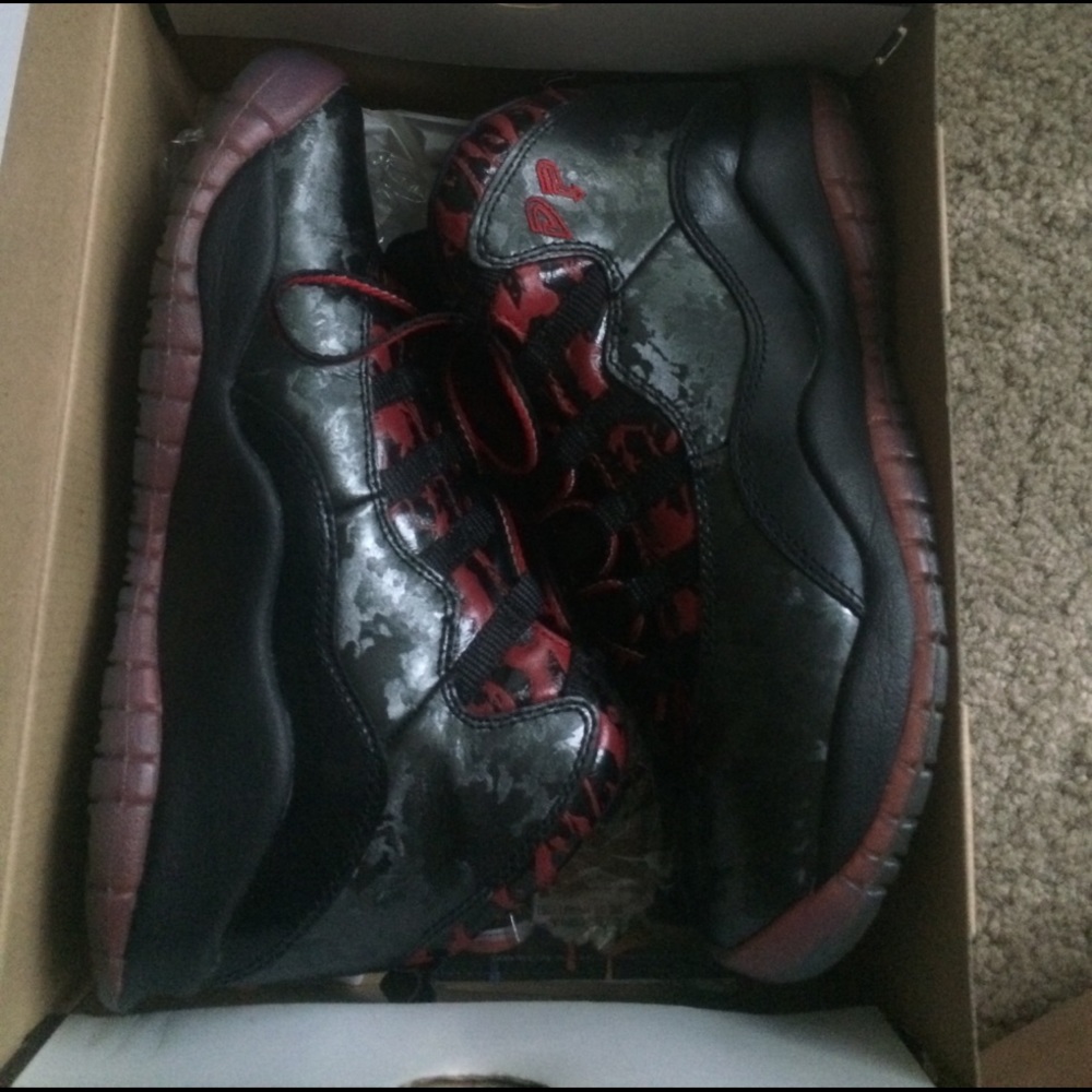 SOLD! Super rare! Jordan x doernbecher dp 10s