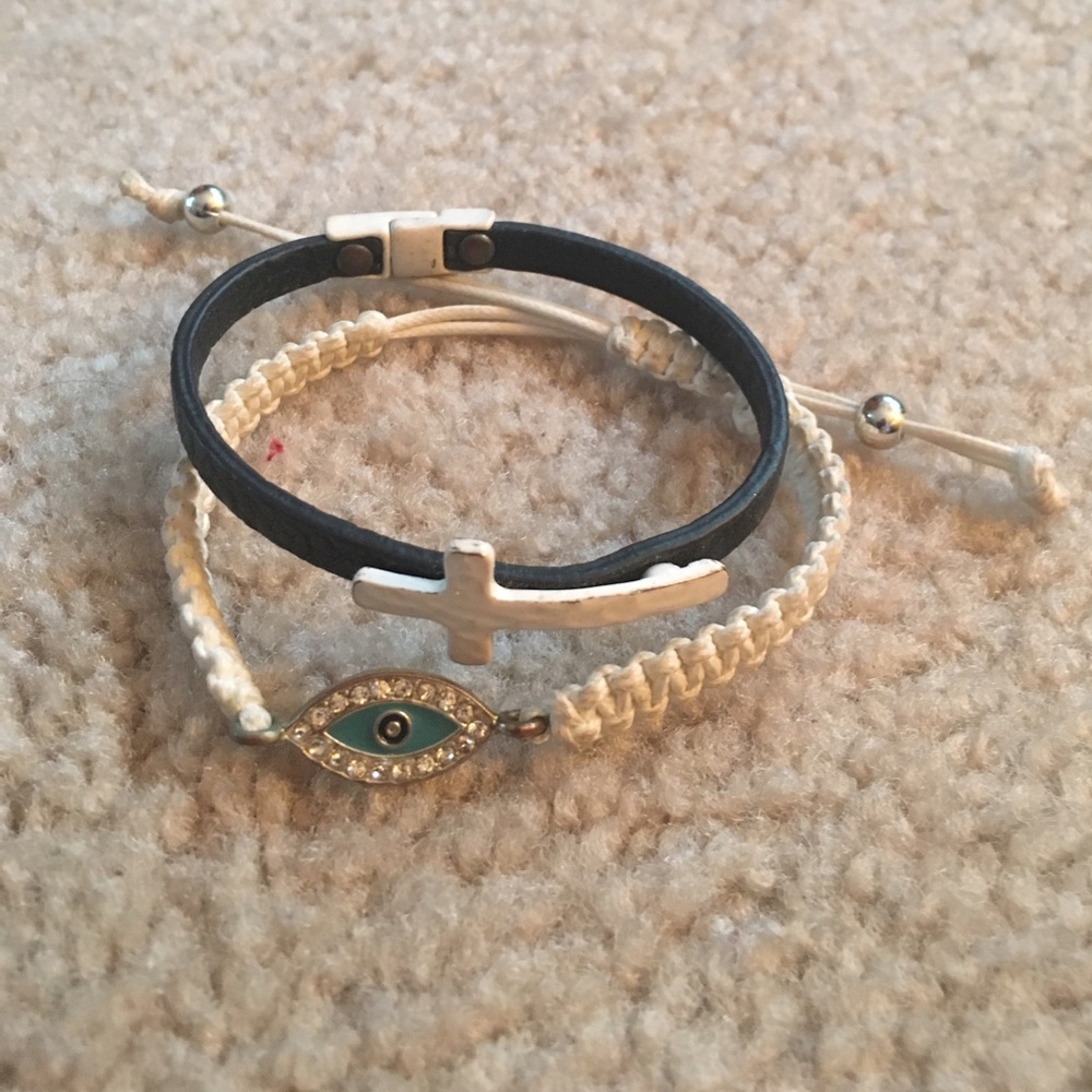 Claire's bracelet set