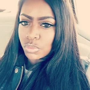 Meet your Posher, Damisha