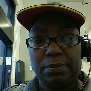 Meet your Posher, Annette