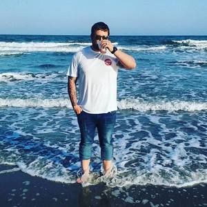 Meet your Posher, Randall