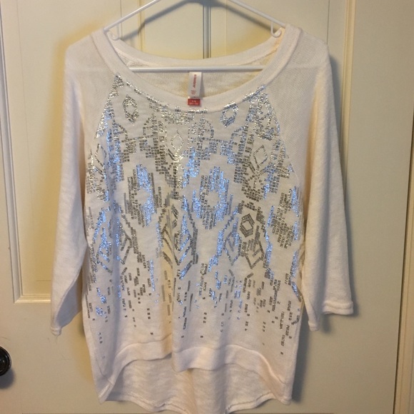 Cream sweater with silver pattern size L in junior - Picture 1 of 4