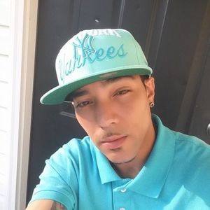 Meet your Posher, Thomas