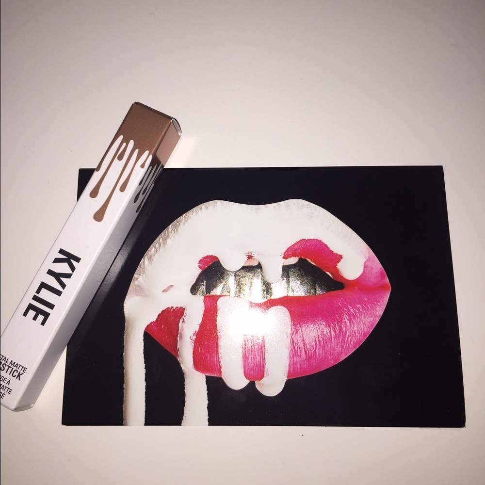 Kylie Jenner Metal Lipstick