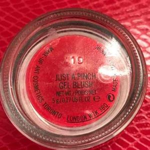 Mac just a pinch gel blush limited edition rare