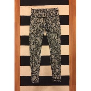 Lululemon Pants Sz. 8 Lululemon Pants Sz. 8