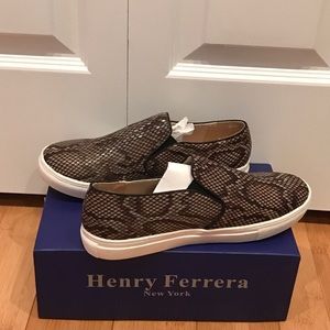 Slip on Sneaker Flats