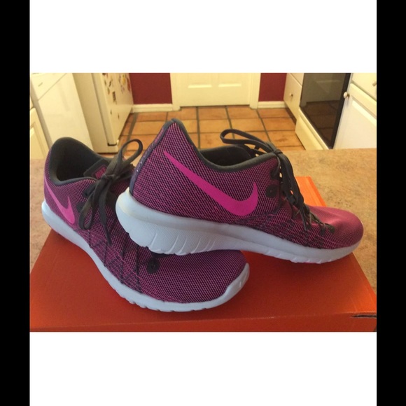 1 Hour Sale 🎉HP🎉New Nike Flex fury - Picture 4 of 4