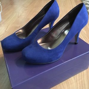 Madden Girl Blue Suede Pump