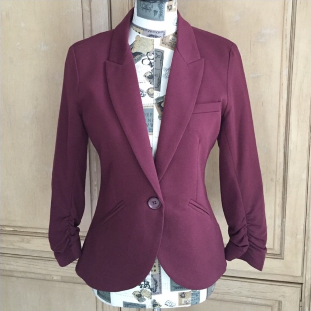 Maroon/Burgundy blazer