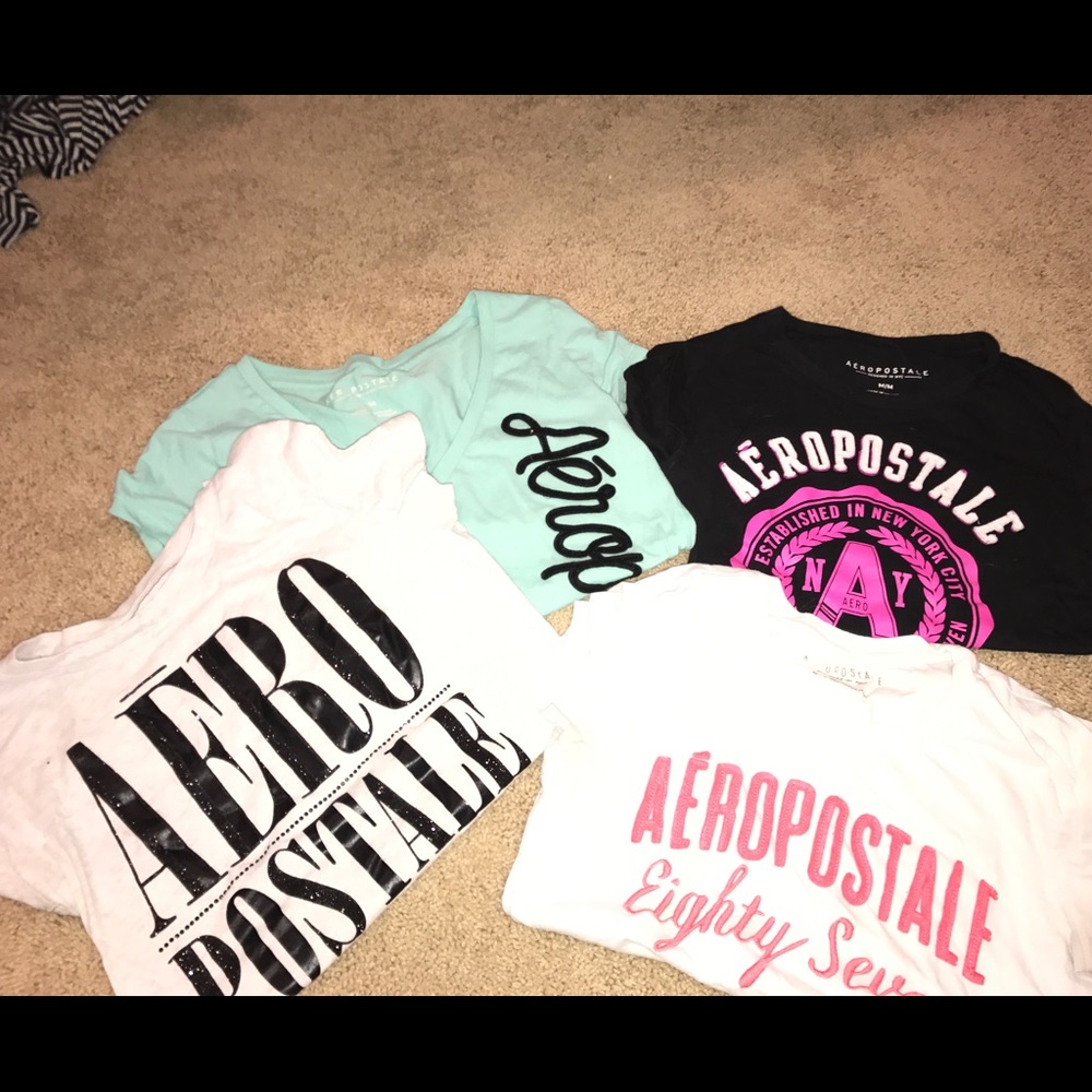4 newly Aeropostale t-shirts🚨BEST OFFER🚨