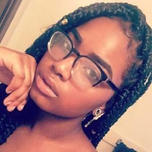 Meet your Posher, Miyah