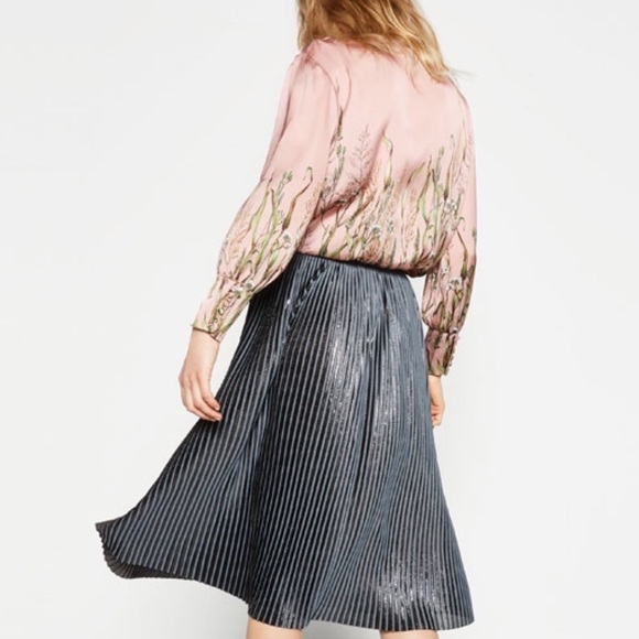 ZARA Pleated Midi Skirt - Picture 2 of 4