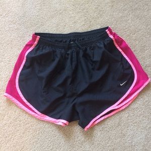 Moving Sale✨Nike Dry-Fit Shorts