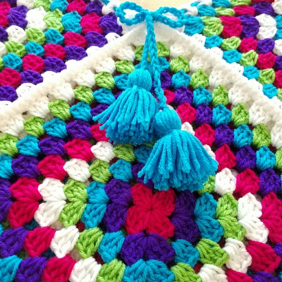 Hand made Poncho - Picture 4 of 4