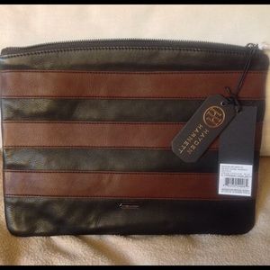 Hayden Harnett clutch. NWT Authentic.