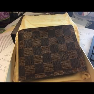 Louis Vuitton men's wallet Louis Vuitton men's wallet