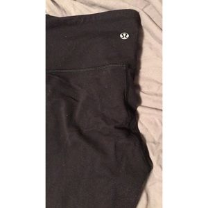 Lululemon Wunderunder size 10