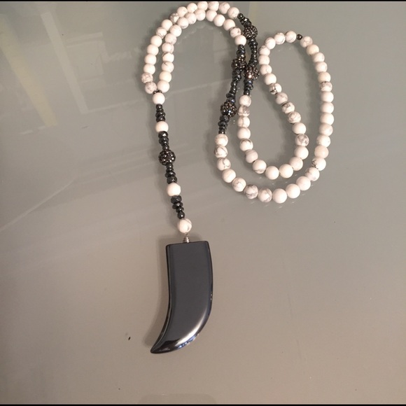 Handmade Beaded Necklace - Picture 1 of 2