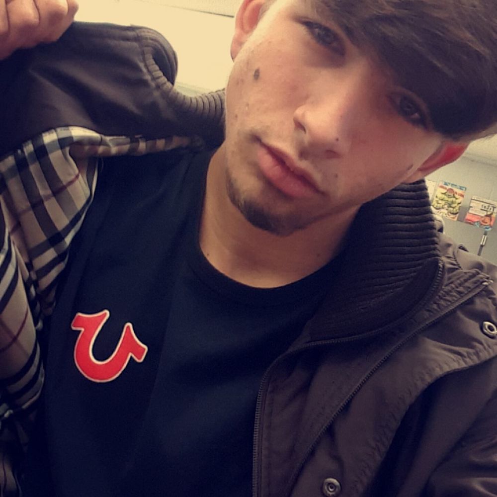 Meet your Posher, Gregory