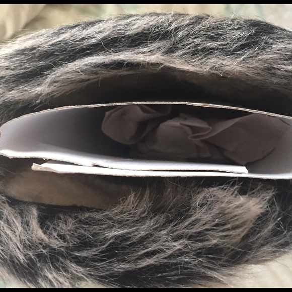 Just Fab Boots - Picture 2 of 3