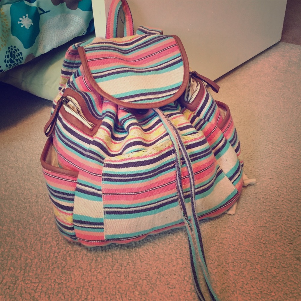 Woven draw string back pack!