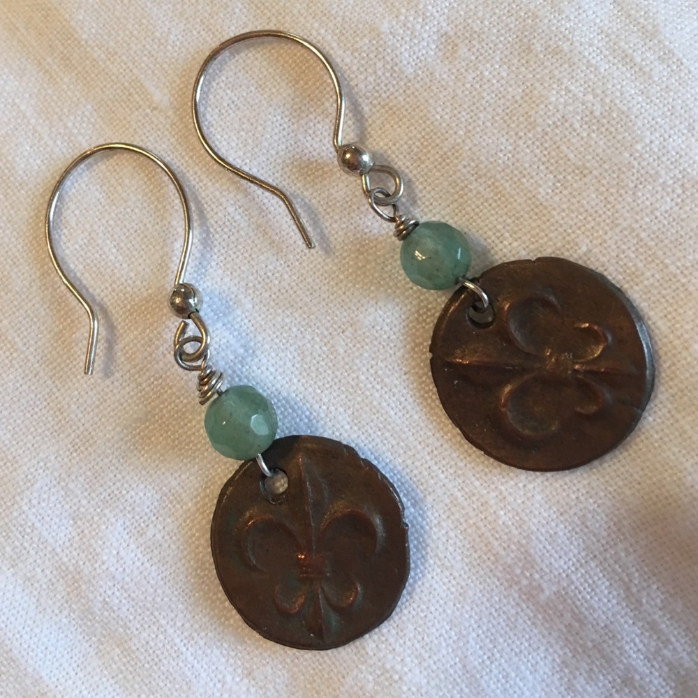 FREE WITH PURCH fleur-de-lis earrings, copper