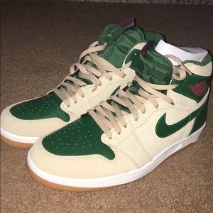 Air Jordan-Retro 1s in White and Green