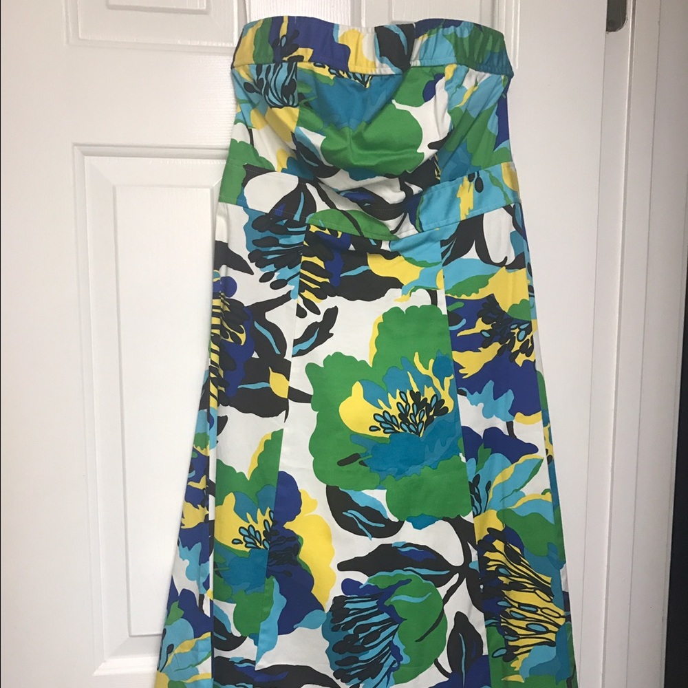 Strapless dress perfect for a beach vacation!