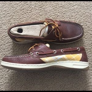 Sperry boat shoes