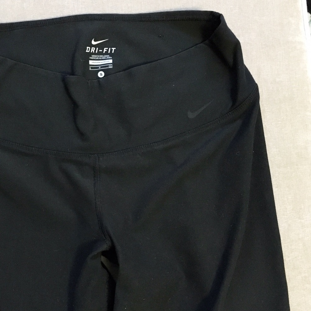 Nike dry fit athletic pants