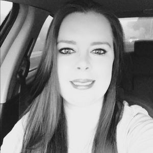 Meet your Posher, Rebekah