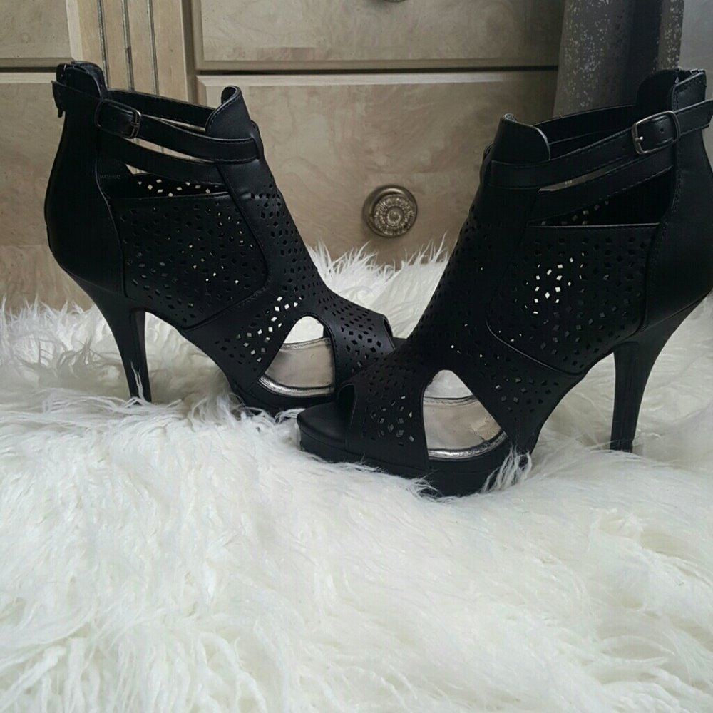 Black heels