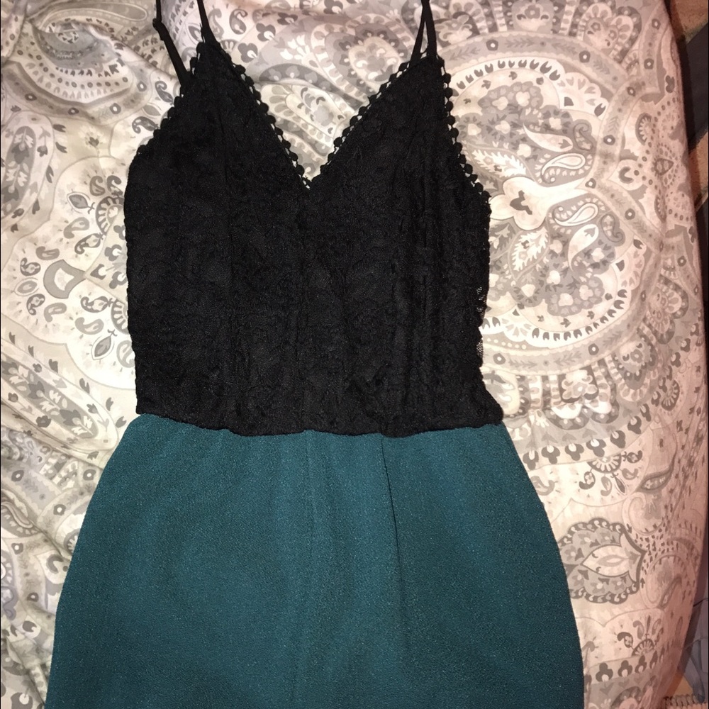 Super cute Romper size M