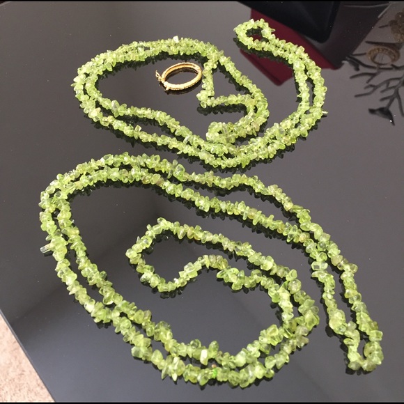Two 16 1/2" strands of natural peridot - Picture 4 of 4