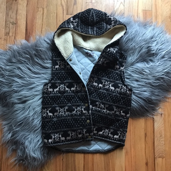 Free People Jackets & Blazers - free people winter pattern vest medium sweater m