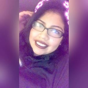 Meet your Posher, Carmen