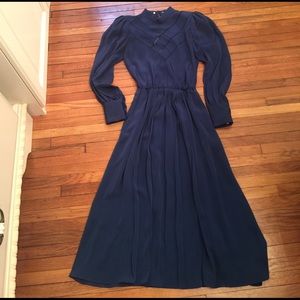 Vintage high-collared dress, size 4