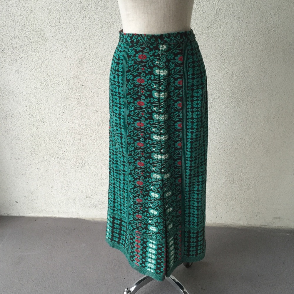 Vintage Patterned Wool Long Skirt