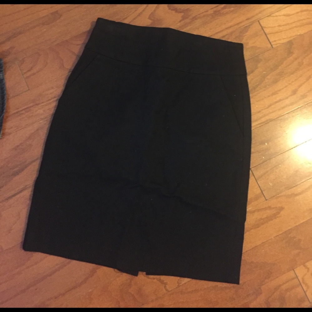 Banana republic stretch black pencil skirt