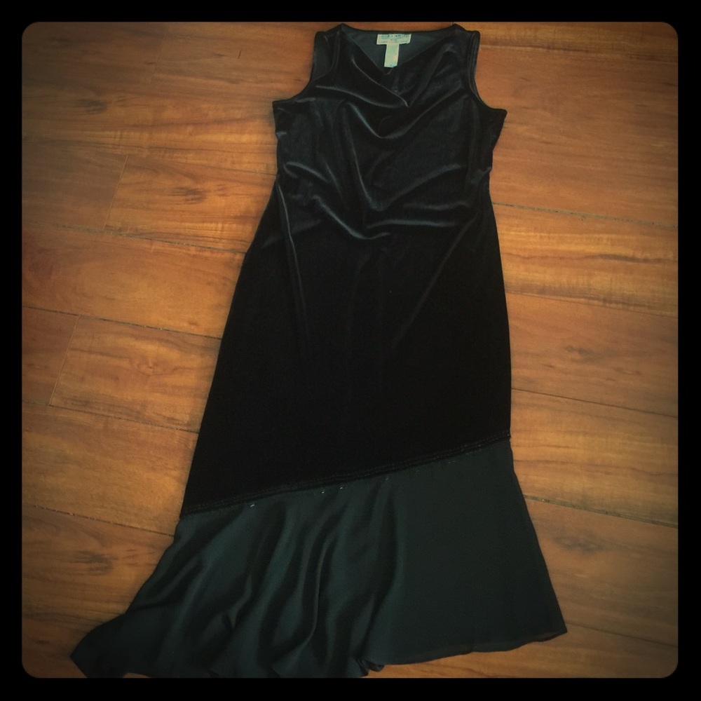 Jessica Howard Velvet Long Maxi Dress